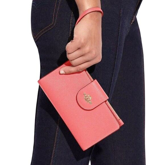 COACH Large Leather Tech Phone Wallet Wristlet Pink Lemonade - Picture 3 of 6